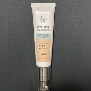 Lx Blend Bye Bye Foundation Oil-Free Matte Moisturizer SPF 50+ Medium NWT